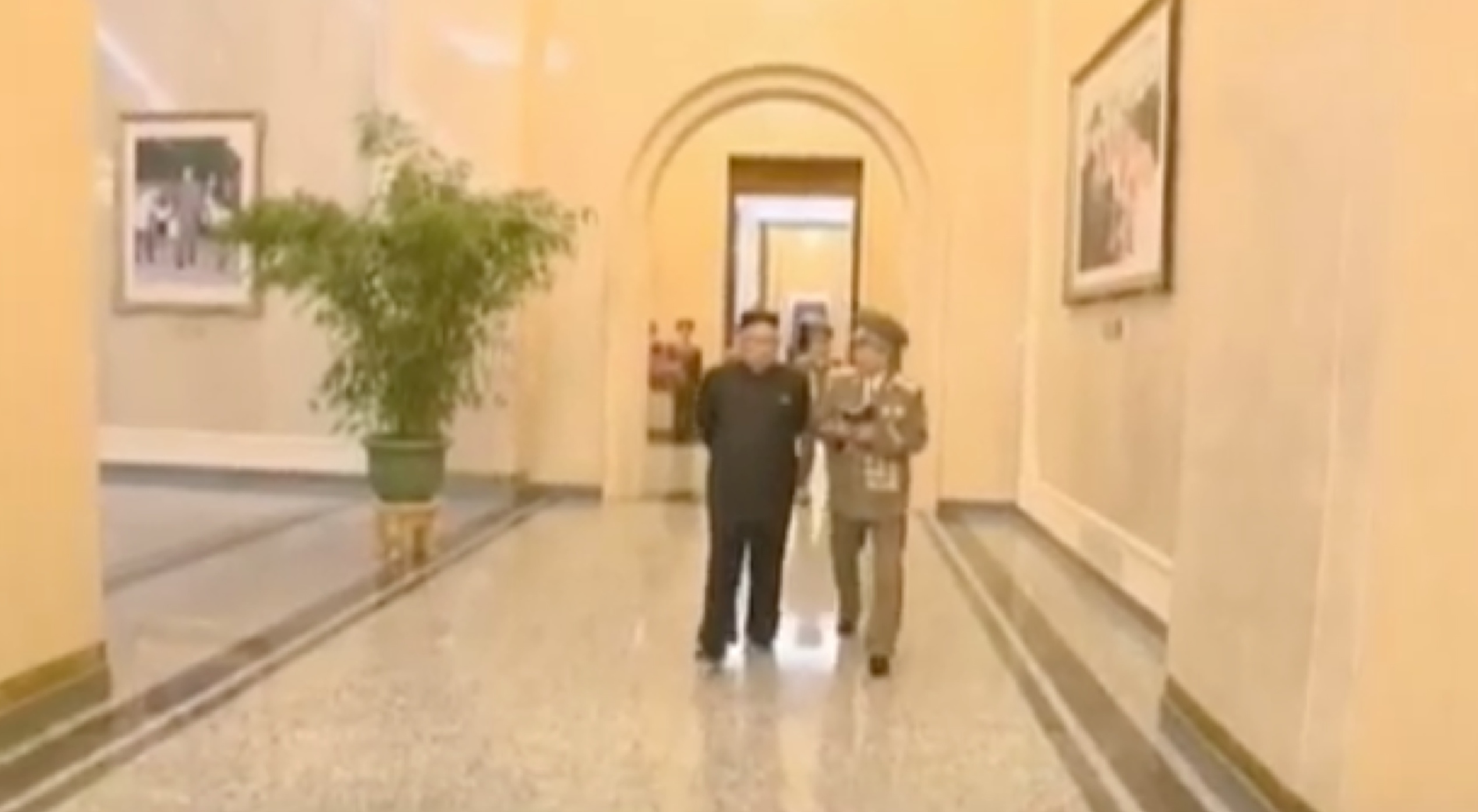 Kim Jong Un issues instructions to the director of the Ku'msusan Palace of the Sun on February 16, 2017 (Photo: Korean Central Television).